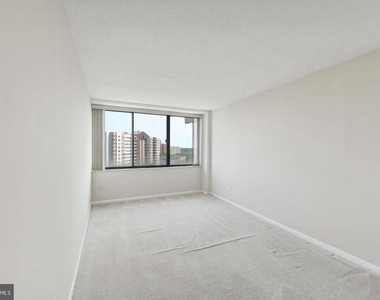 6301 Stevenson Avenue - Photo Thumbnail 7