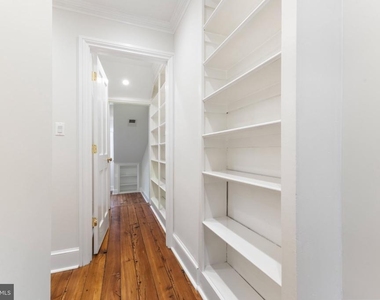 303 Queen Street - Photo Thumbnail 21