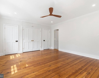 303 Queen Street - Photo Thumbnail 23