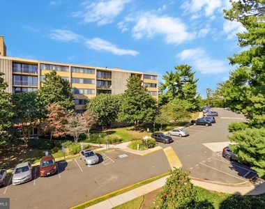 4 S Van Dorn Street - Photo Thumbnail 43
