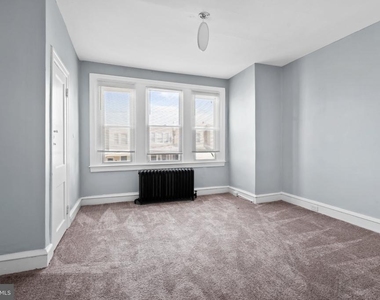 4922 N 7th Street - Photo Thumbnail 8
