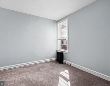 4922 N 7th Street - Photo Thumbnail 12
