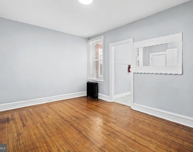 4922 N 7th Street - Photo Thumbnail 4