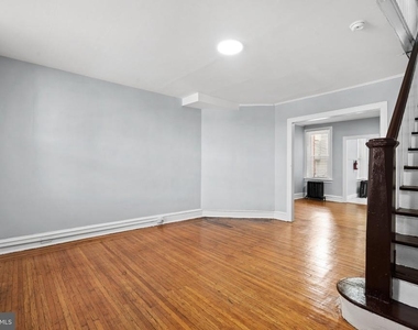 4922 N 7th Street - Photo Thumbnail 1
