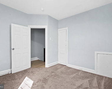 4922 N 7th Street - Photo Thumbnail 11