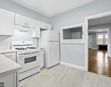 4922 N 7th Street - Photo Thumbnail 6
