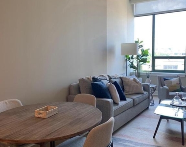 2130 Arch Street - Photo Thumbnail 6