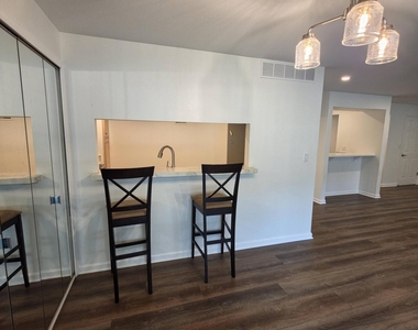 18233 University Park Drive - Photo Thumbnail 22