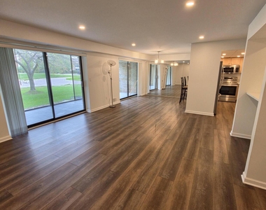 18233 University Park Drive - Photo Thumbnail 18