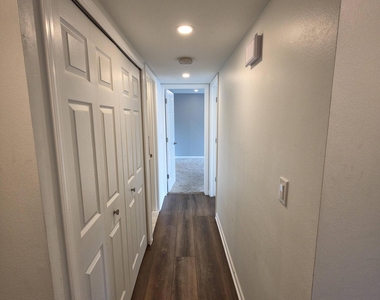 18233 University Park Drive - Photo Thumbnail 3