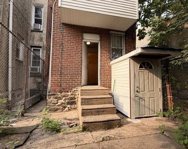 3126 Tasker Street - Photo Thumbnail 15