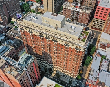 250 S 13th Street - Photo Thumbnail 1