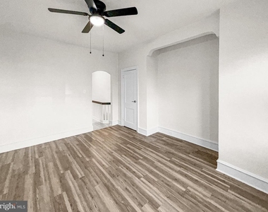 4832 N Camac Street - Photo Thumbnail 4