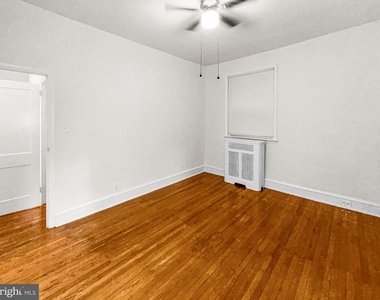 4832 N Camac Street - Photo Thumbnail 7