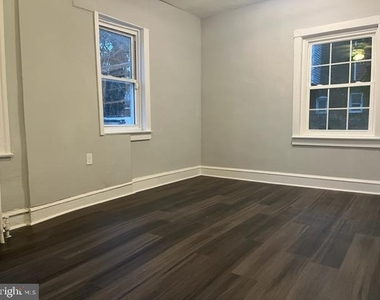 6718 N Broad Street - Photo Thumbnail 9