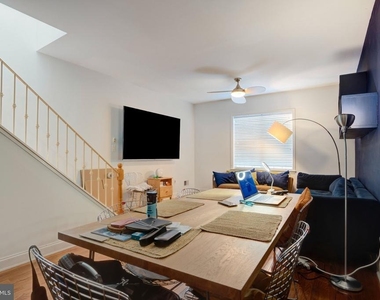 881 N 5th Street - Photo Thumbnail 1