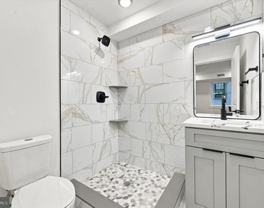 1514 S 22nd Street - Photo Thumbnail 5