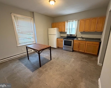 1420 68th Ave - Photo Thumbnail 8