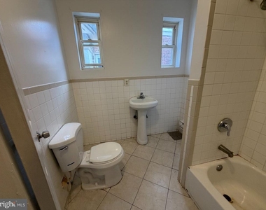 1420 68th Ave - Photo Thumbnail 10