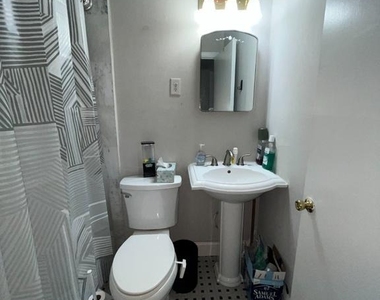 5608 Ridge Ave - Photo Thumbnail 5