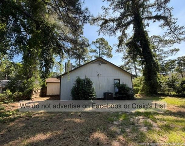1106 Thornwood Place - Photo Thumbnail 12