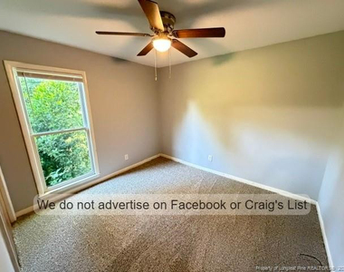 1106 Thornwood Place - Photo Thumbnail 4