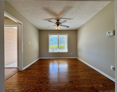 114 Edisto Court - Photo Thumbnail 4