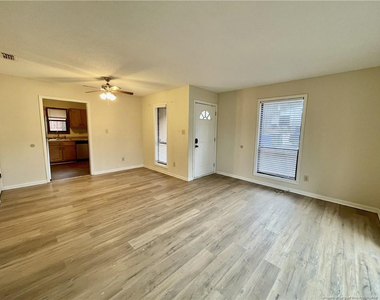 754 Hedgelawn Way - Photo Thumbnail 5