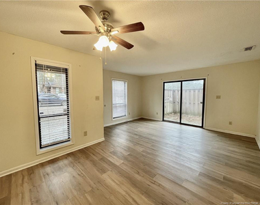 754 Hedgelawn Way - Photo Thumbnail 4