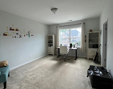 220 Baywind Drive - Photo Thumbnail 37