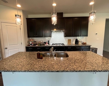 220 Baywind Drive - Photo Thumbnail 16