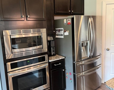 220 Baywind Drive - Photo Thumbnail 15
