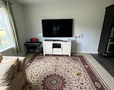 220 Baywind Drive - Photo Thumbnail 10
