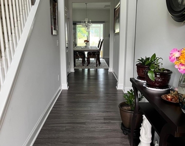 220 Baywind Drive - Photo Thumbnail 3