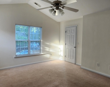 8427 Tie Stone Way - Photo Thumbnail 10