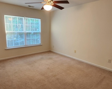 8427 Tie Stone Way - Photo Thumbnail 18