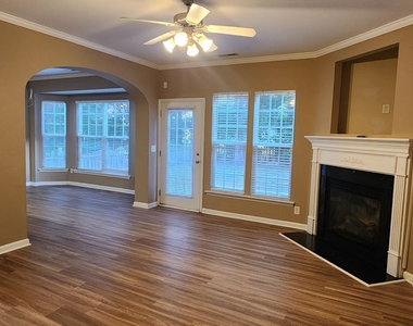 8427 Tie Stone Way - Photo Thumbnail 2