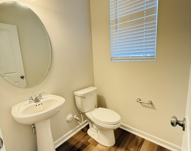 6006 Giddings Street - Photo Thumbnail 7