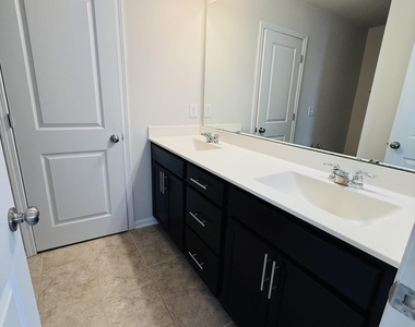 6006 Giddings Street - Photo Thumbnail 12