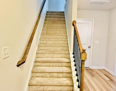 6006 Giddings Street - Photo Thumbnail 2