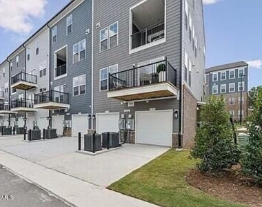 404 Gaston Park Lane - Photo Thumbnail 18