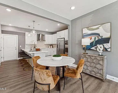 404 Gaston Park Lane - Photo Thumbnail 3