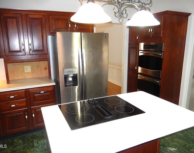 12621 Capital Boulevard - Photo Thumbnail 8