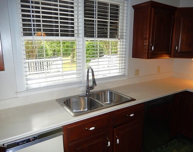 12621 Capital Boulevard - Photo Thumbnail 12