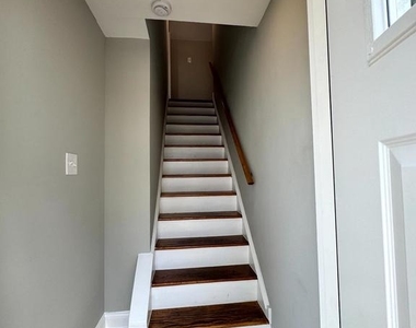 77 Byberry Road - Photo Thumbnail 12