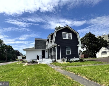 77 Byberry Road - Photo Thumbnail 5