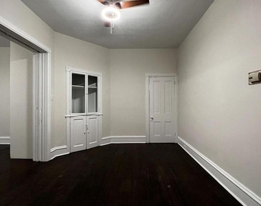 7827 Montgomery Avenue - Photo Thumbnail 11