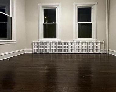 7827 Montgomery Avenue - Photo Thumbnail 8