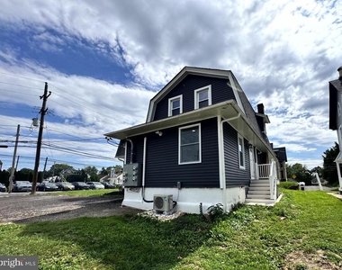 77 Byberry Road - Photo Thumbnail 3