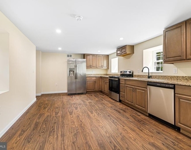 2315 Hickory - Photo Thumbnail 12